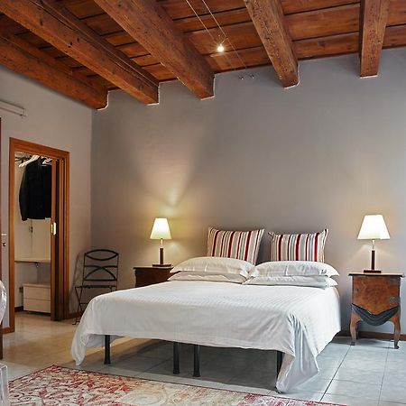 L'Ospite Appartamenti Verona Exterior foto
