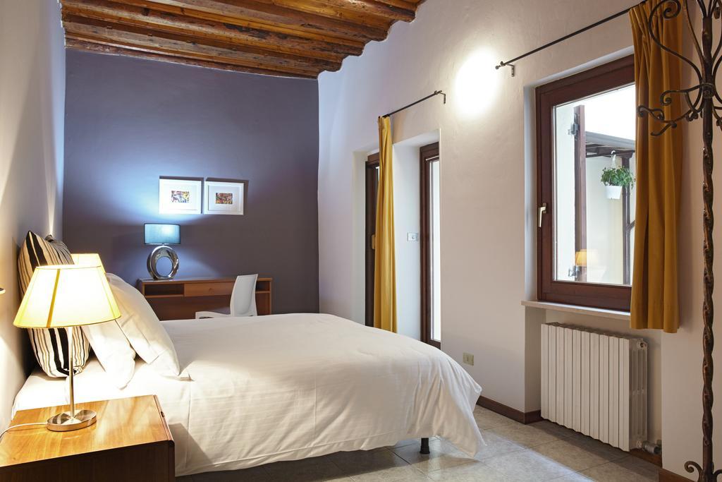 L'Ospite Appartamenti Verona Exterior foto