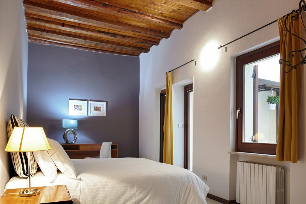 L'Ospite Appartamenti Verona Exterior foto